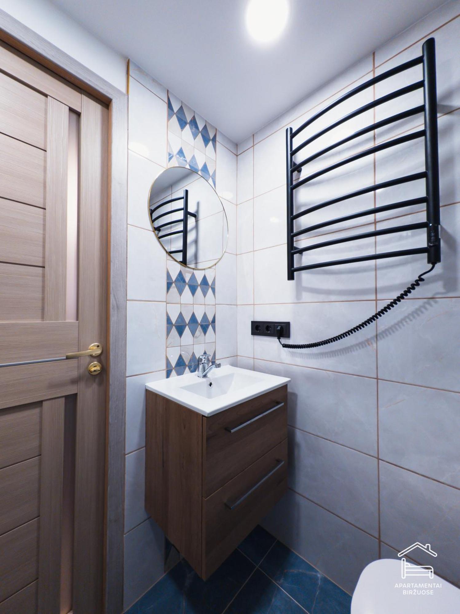 Apartamentai Birzuose, Cozy Garage